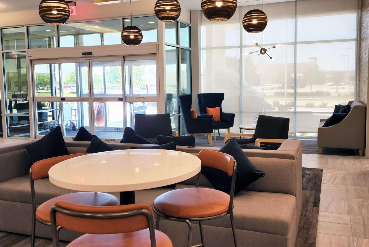 Hawthorn Extended Stay By Wyndham Pflugerville Buitenkant foto