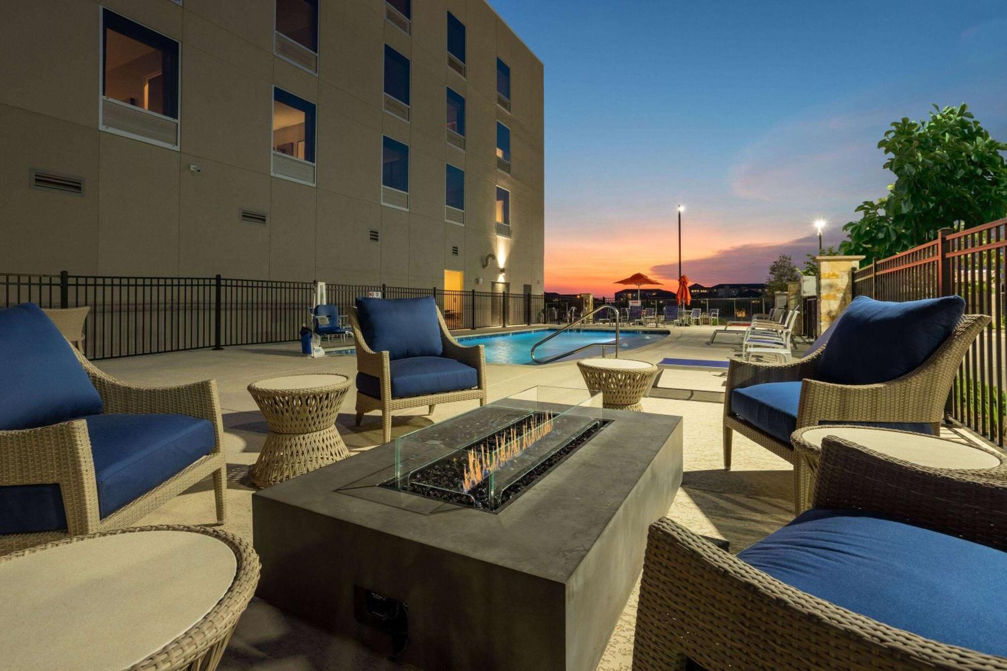 Hawthorn Extended Stay By Wyndham Pflugerville Buitenkant foto